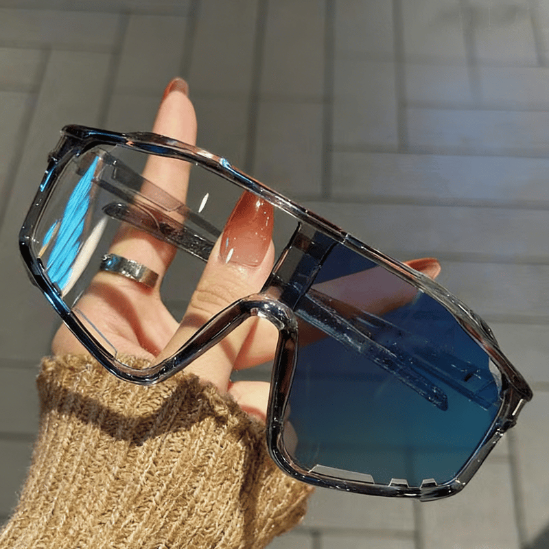 Photochromic